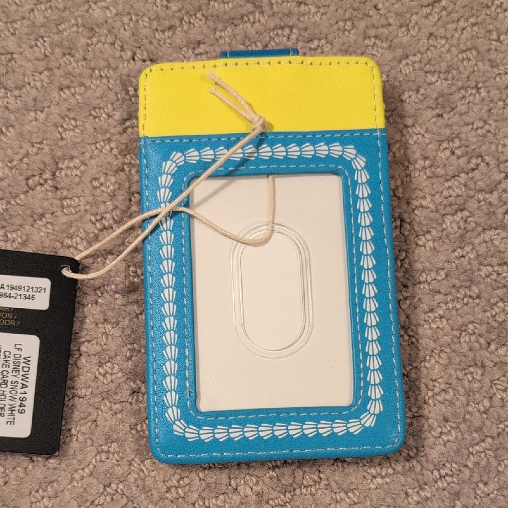 Loungefly Disney Snow White Blue and Yellow Cake Card Holder NWT - Picture 4 of 5